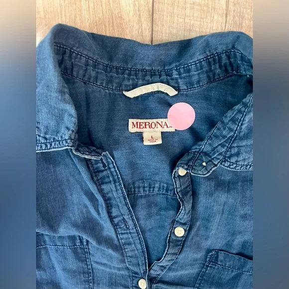 MERONA | Lightweight Chambray 1/2 Button-Down Collared Shirt (L) - Picture 2 of 5